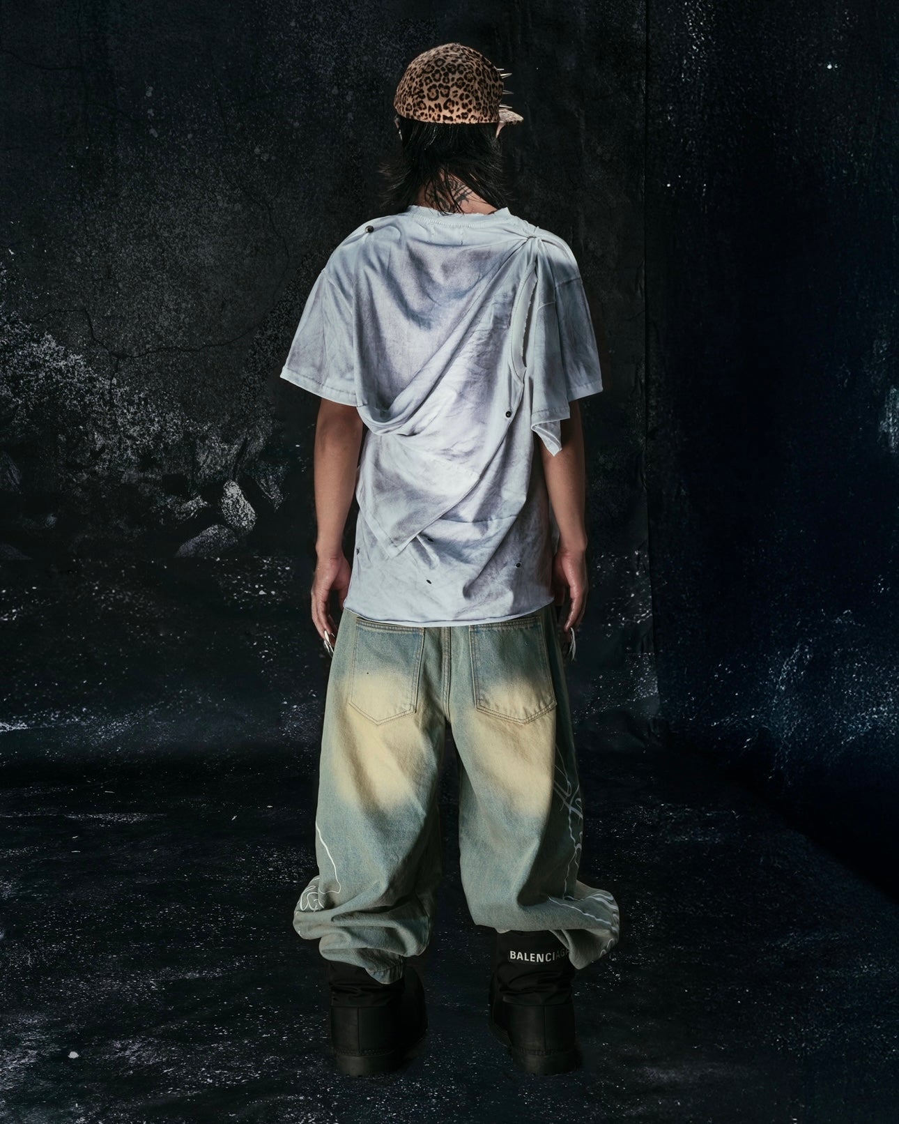 "CHAOS GIRL" WHITE WAXED T SHIRT
