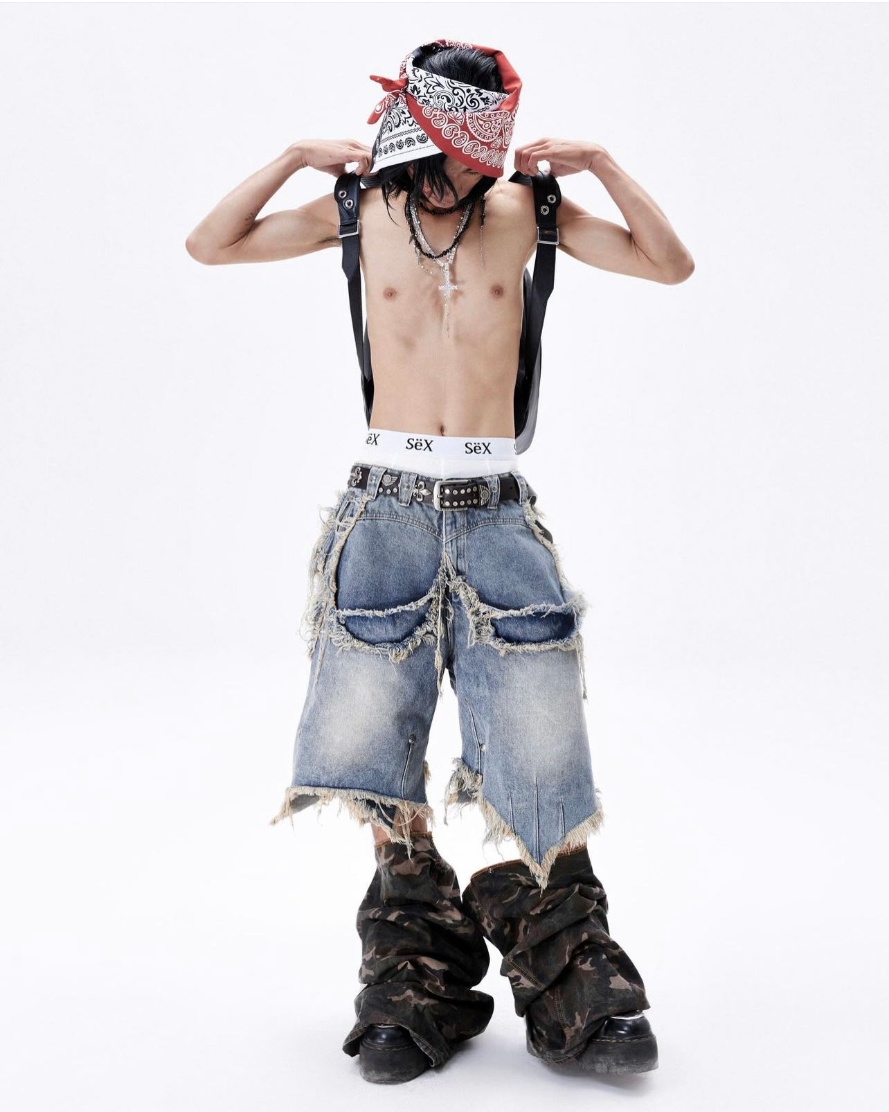 "005 CHAOS DREAM" CAMO LAYER PANTS