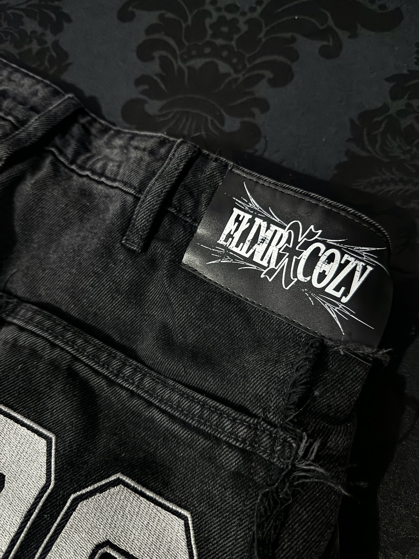 COZY X ELIXIR DETACHABLE 2 IN 1 JEANS
