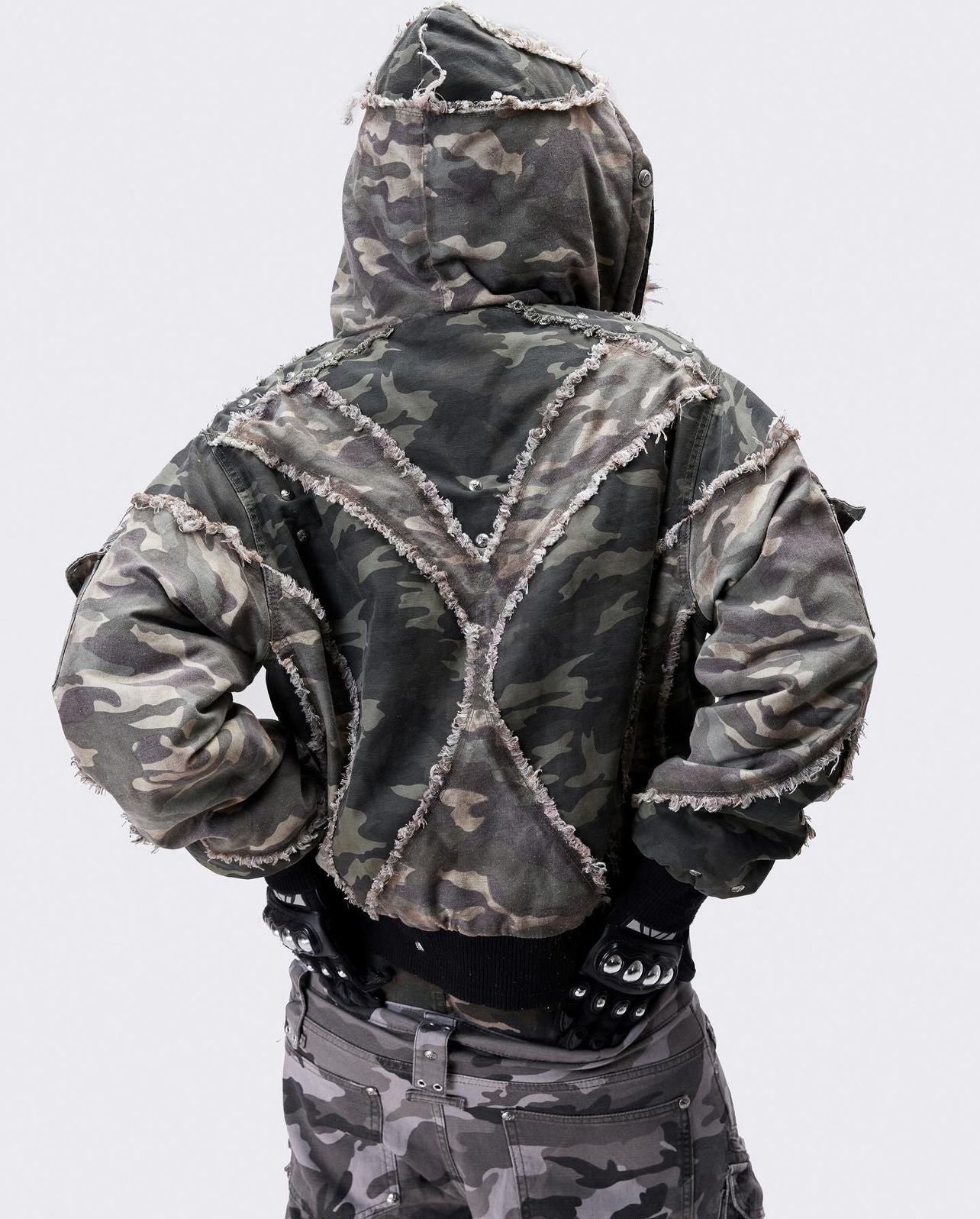 005 CD WAXED CAMO BOMBER JACKET