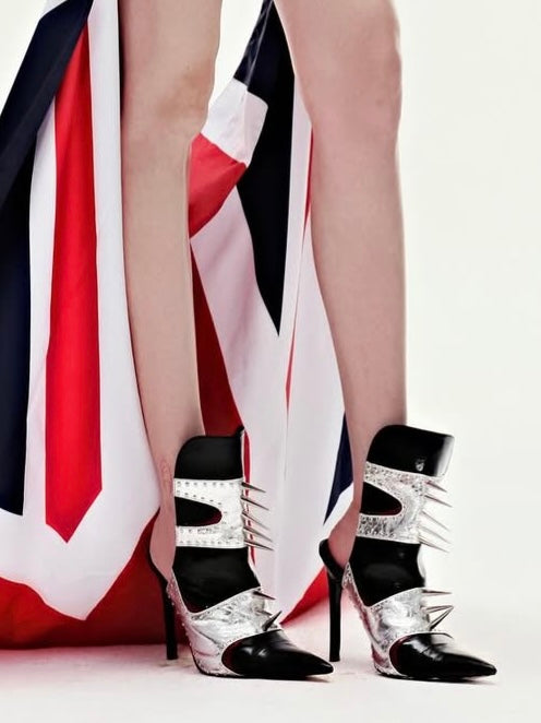 COZY KNIGHT C*CK HEELS