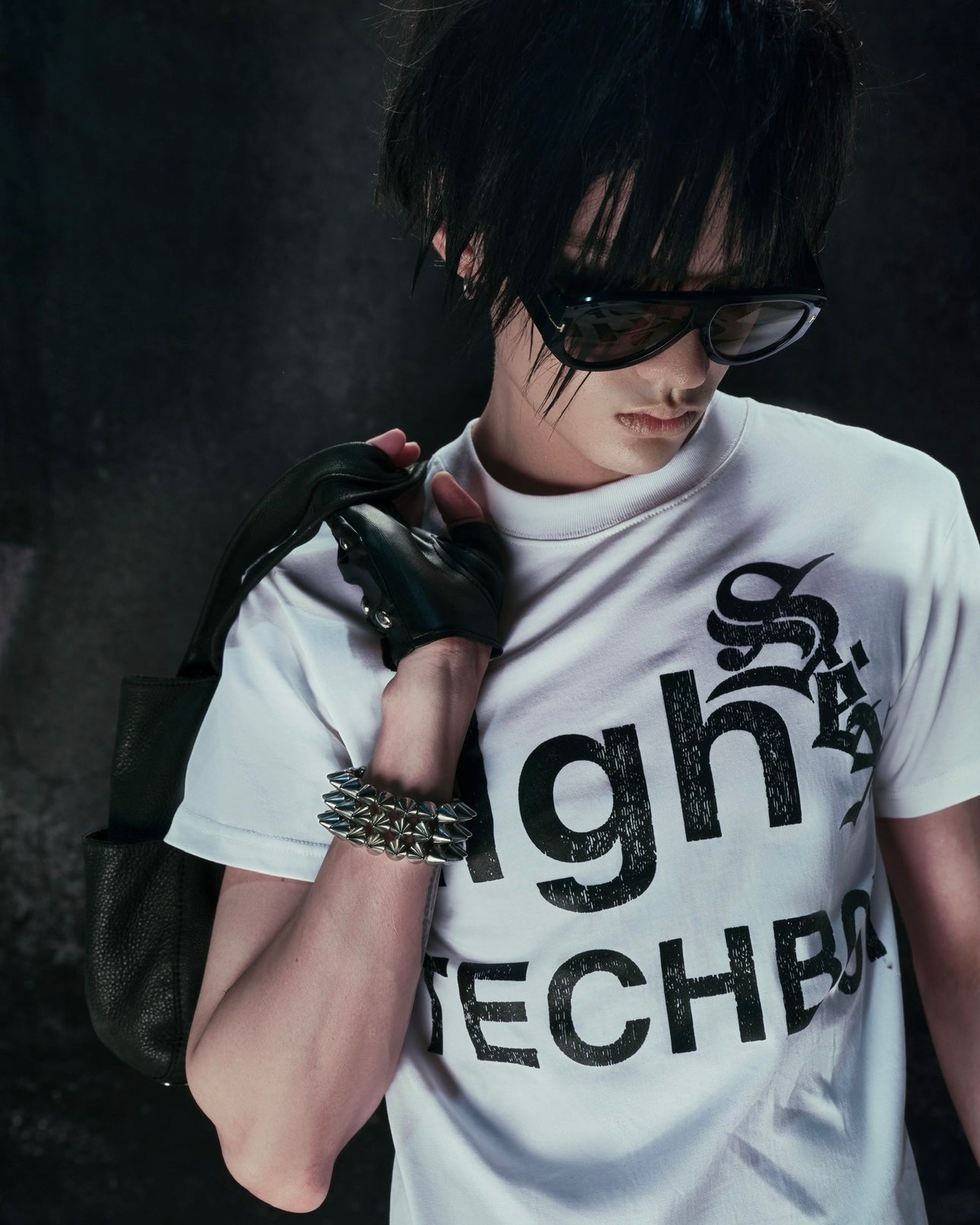 "BBY TECHB0Y" T SHIRT