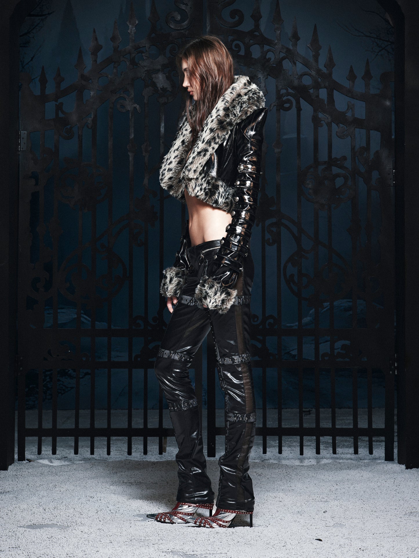 SILENT ARCHON FUR JACKET