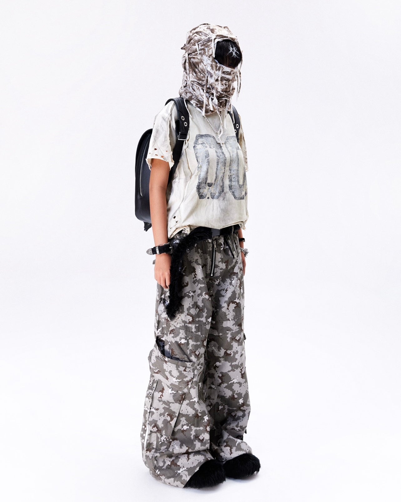 "005 MILY" CAMO FLAG CARGO PANTS