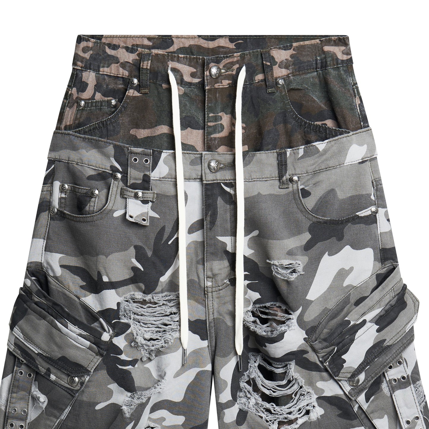 "005 CHAOS DREAM" WAXED CAMO JORTS