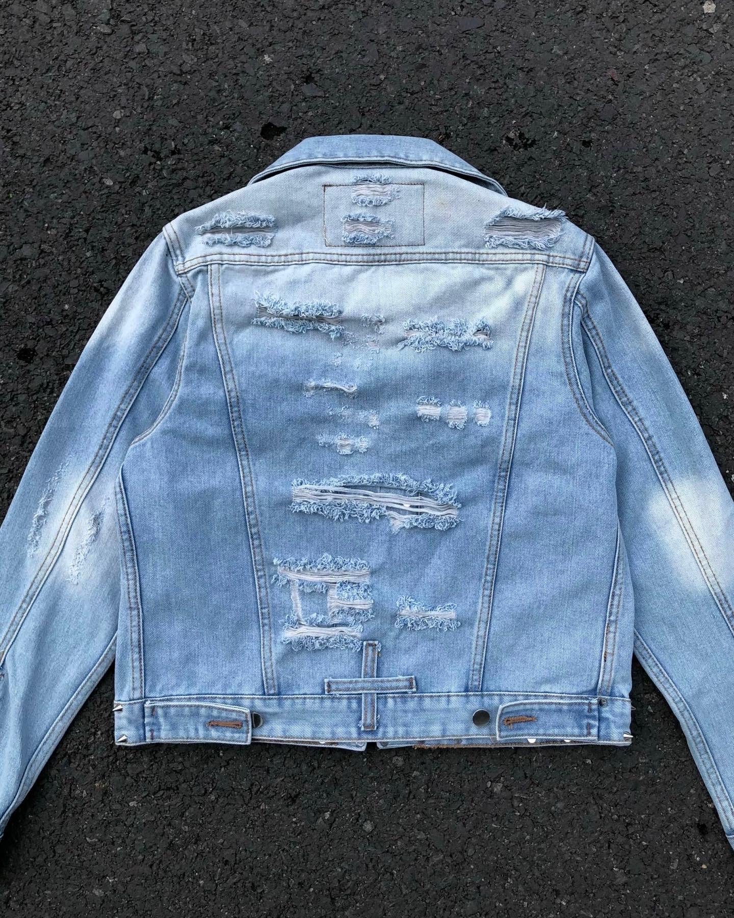 "CZ DISTRESSED" DENIM JACKET