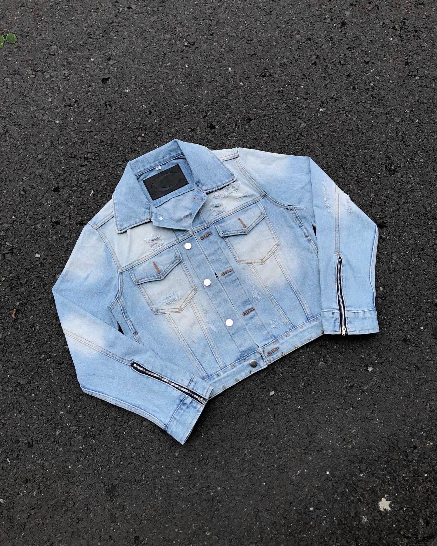 "CZ DISTRESSED" DENIM JACKET