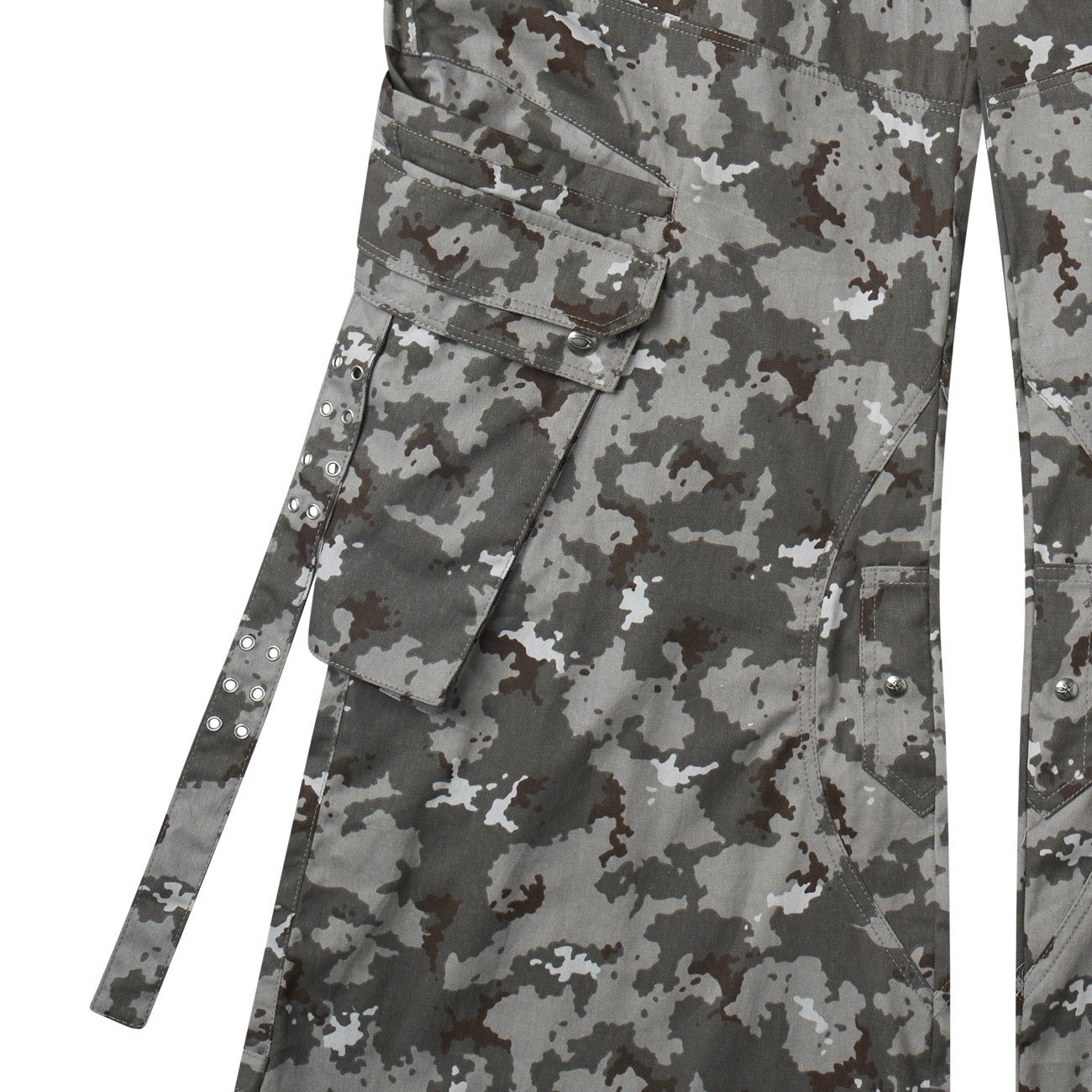 "005 MILY" CAMO FLAG CARGO PANTS