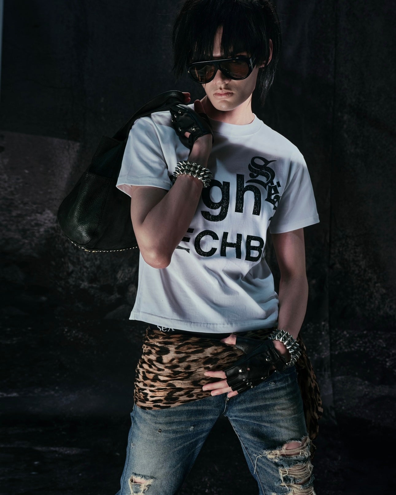 "BBY TECHB0Y" T SHIRT